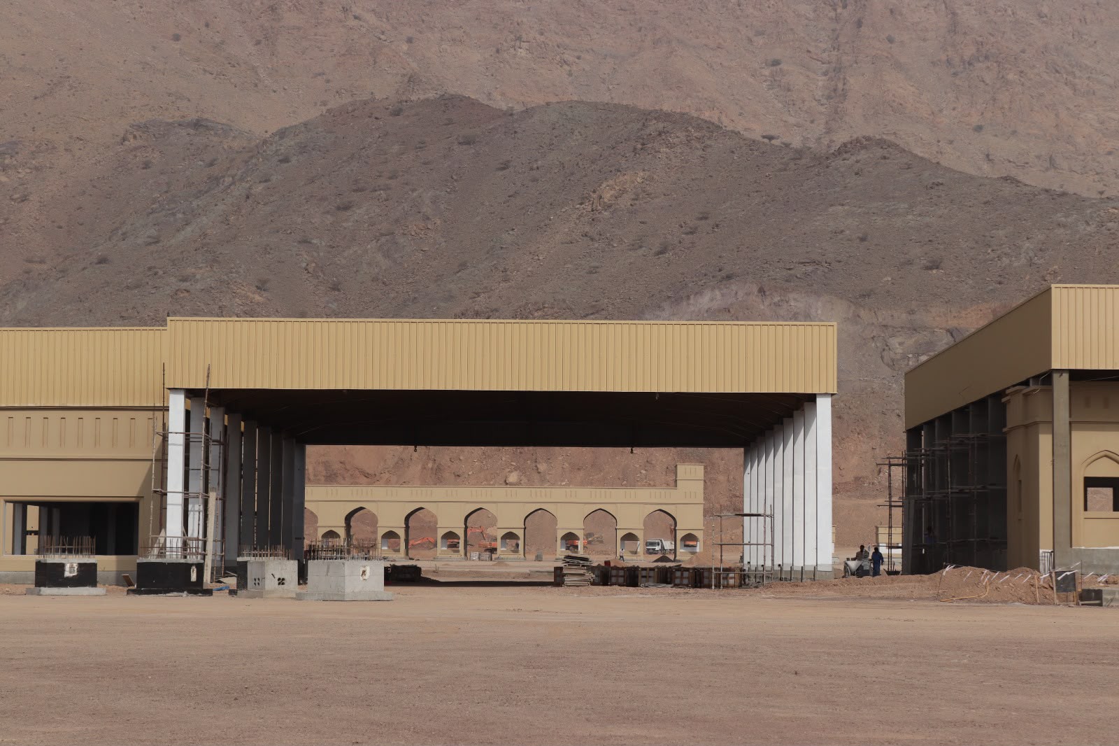 Heavy Industrial Steel Framework & Portal Columns